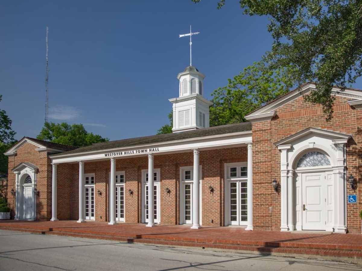 Westover Hills Town Hall for article Westover Hills Texas for newcomers moving to DFW or moving within Dallas-Fort Worth area.