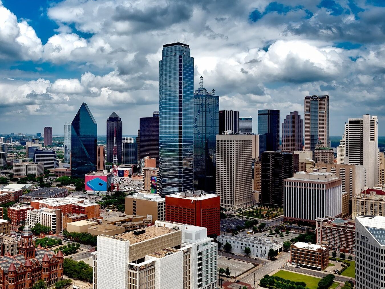 Dallas Skyline, dallas tenant rights